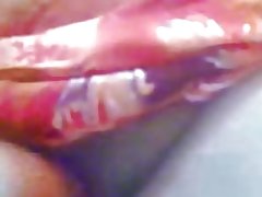 Malaiji baju kurung-itsetyydytys