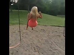 Pari hemmoteltu pawgs!